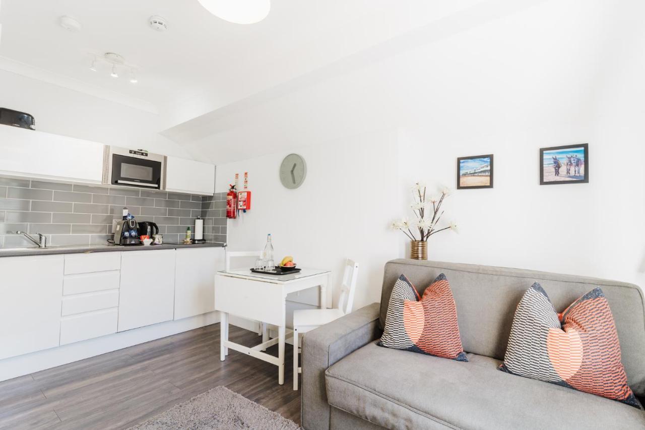 לית'ם סנט אנס Sweet Suites Lytham מראה חיצוני תמונה